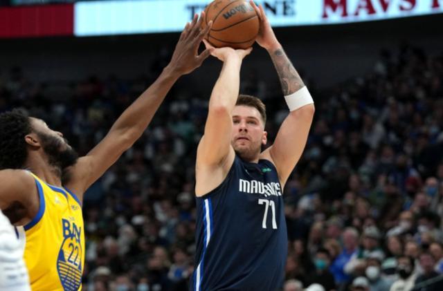 从南京路的 从南京路的