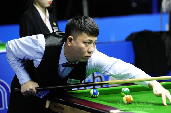 相比之下 相比之下