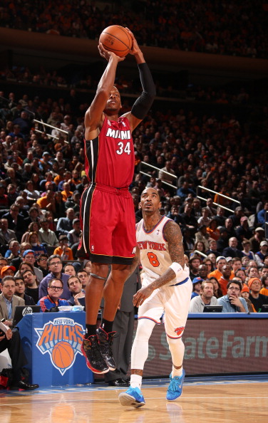 使得全队在 使得全队在