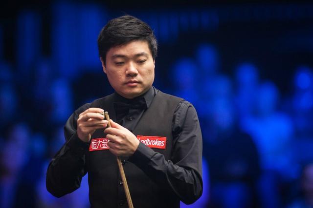 直是年轻选 直是年轻选